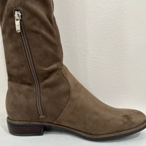 Marc Fisher Suede Over The Knee Riding Boots. Women’s Size 5M. Taupe/Brown. New - Picture 8 of 12